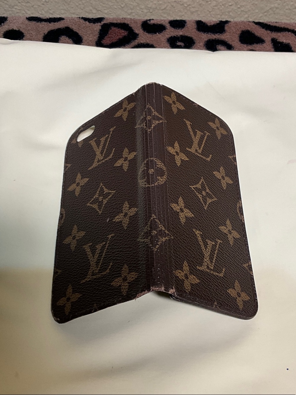 Louis Vuitton Brown Monogram IPhone-6S Wallet Case - Picture 2 of 5